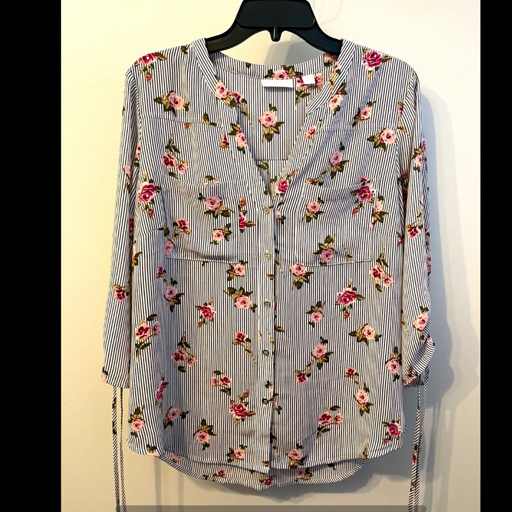 NY & Co. Rose Pattern Blouse